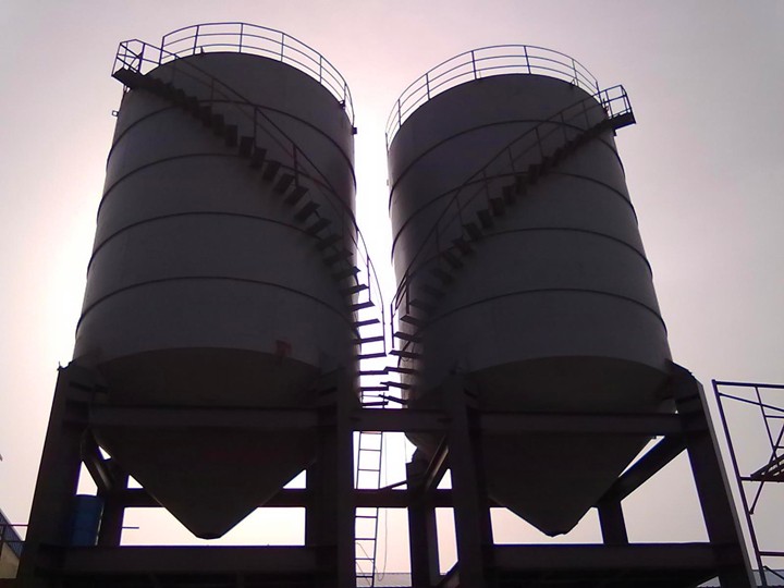 水泥罐